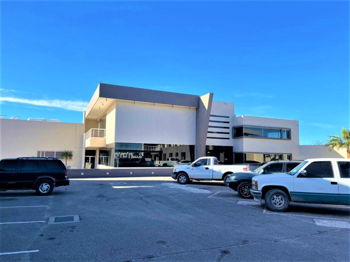 Hotel Oasis Heroica Caborca Екстериор снимка