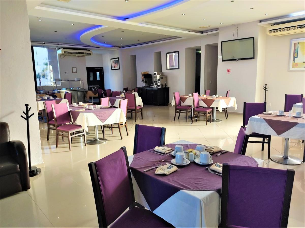 Hotel Oasis Heroica Caborca Екстериор снимка