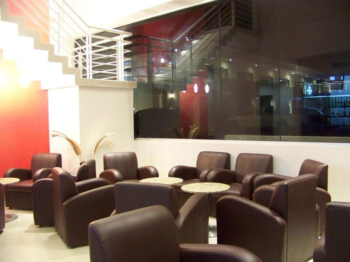 Hotel Oasis Heroica Caborca Екстериор снимка